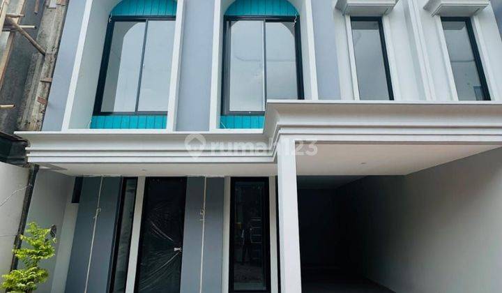 Brand New House American Classic Design At Cipayung Jak-Timur 2