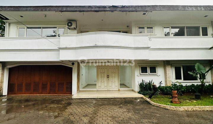 Di Sewakan Rumah Di Pejaten - Unfurnished & Swimming Pool 2