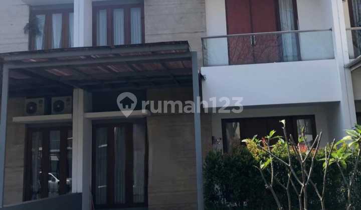 Disewakan Rumah Di Komplek Cherryfield Dekat Tol Buahbatu