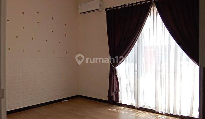 Jual Rumah Minimalis 2lt di Taman Kopo Indah 5, Redwood 2