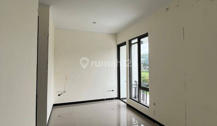 Jual Rumah Baru Minimalis di Taman Kopo Indah 5