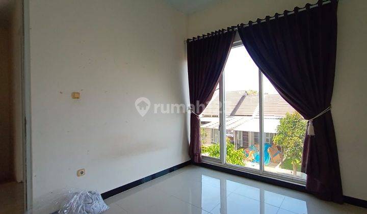 Jual Rumah Minimalis 2lt di Taman Kopo Indah 5, Redwood 1