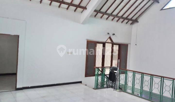 Dijual Rumah 2 lantai luas belakang Horison - Turangga