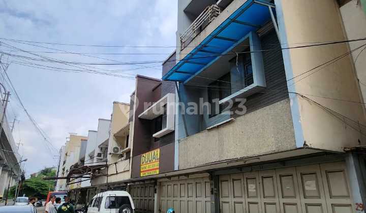 Rukomurah 3 Floors Near Transmart and Buahbatu Toll Road Bandung 2