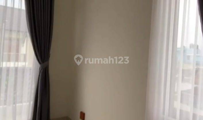 Di Sewa Rumah 2 Lantai Hoek Siap Huni Semifurnish Di Podomoro 1