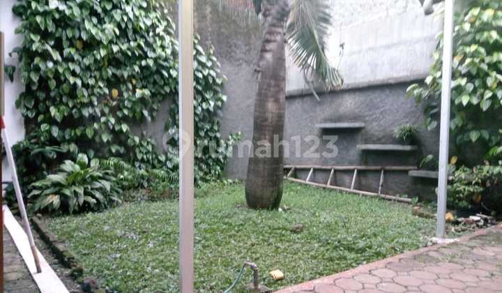 Dijual Rumah  minimalis 2LT Full Furnish dekat Buah Batu - Turangga 2