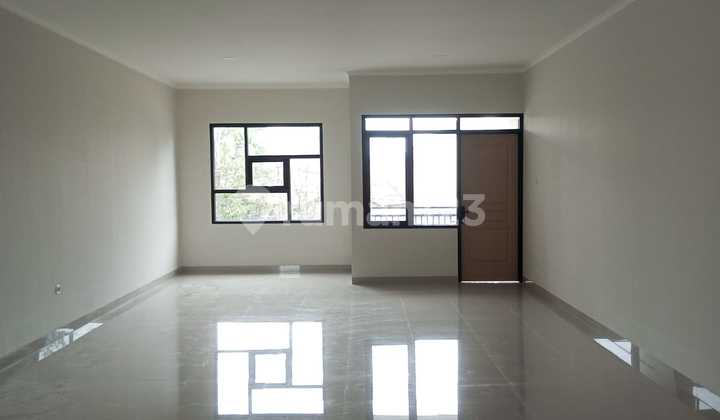 For Rent New 2-Story Shop House in Batununggal, Bandung For Rent New 2-Story Shop House in Batununggal, Bandung