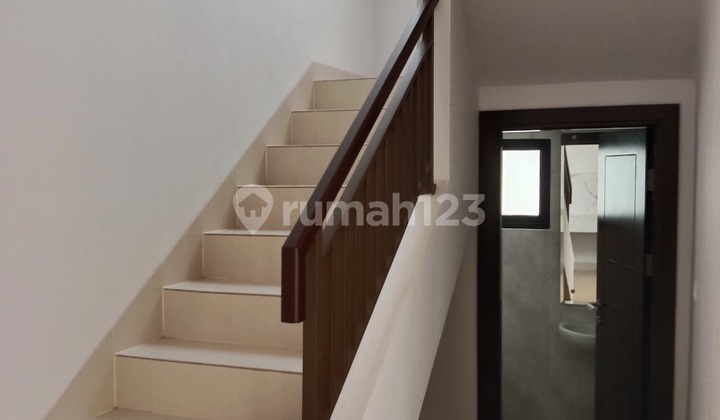 Dijual Rumah Baru di Podomoro Park, Buah Batu 2