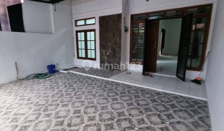 Sewakan Siap Huni Rumah Di Taman Kopo Indah 2 Bandung 1