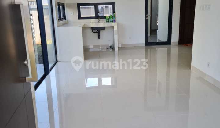 Dijual Rumah Baru Hook di Podomoro Park, Sadyagriya 2