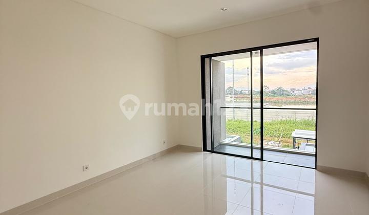 For Sale New Minimalist House in Podomoro Park