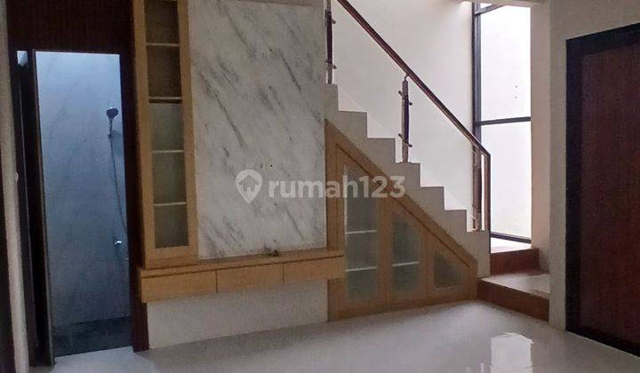 Disewakan Rumah Baru Bagus di Griya Prima Asri Tahap 6 Cluster Griya Padma, Baleendah 1