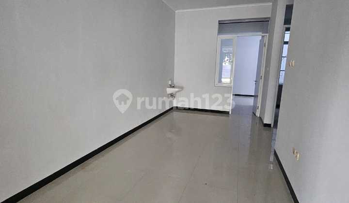 For Rent Minimalist House in Taman Kopo Indah 5 (Sommerville) For Rent Minimalist House in Taman Kopo Indah 5 (Sommerville)