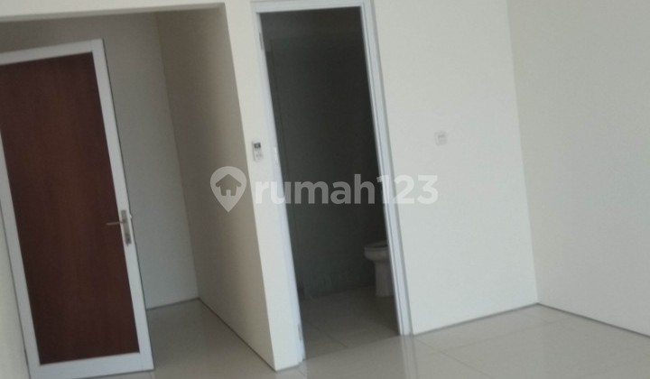 For Immediate Sale Minimalist 2-Story House near Batununggal and Buahbatu Toll Road. 2