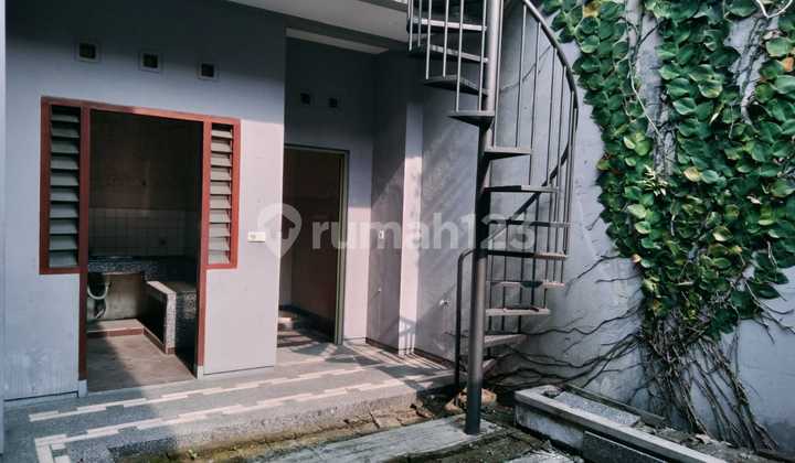 Disewakan Rumah Minimalis 2Lt di Sayap Buragrang - Talaga Bodas