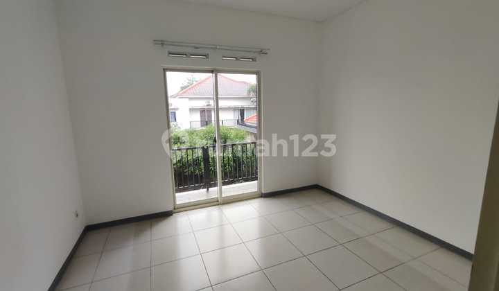 A very cool big house in Kota Baru Parahyangan, Mayang Sunda. 2