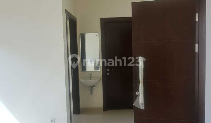 For Sale Ready-to-Occupy House in Podomoro Cluster Padmagriya 2