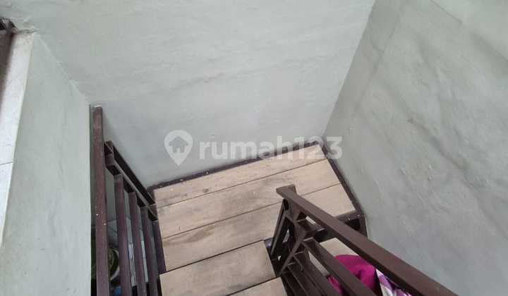 Dijual Rumah Usaha Strategis di Hoek Area Buah Batu Turangga Bandung 2