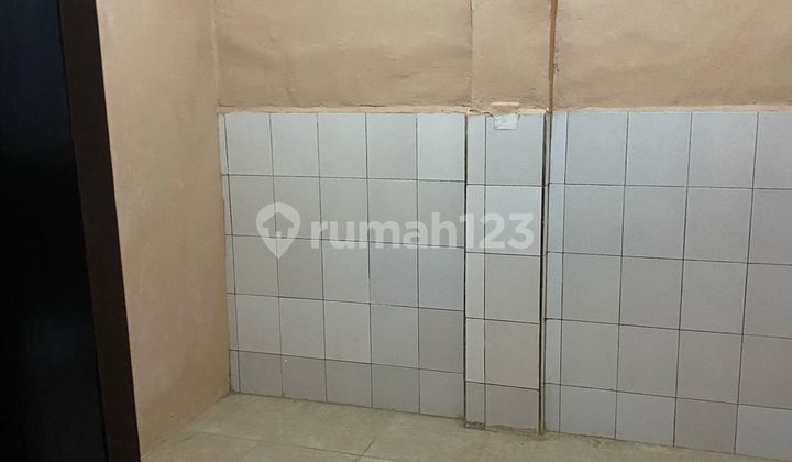 For Sale: House in a Strategic Location, Accessible by 2-Motorcycle Alley, Moh Toha Area, Bandung. 2