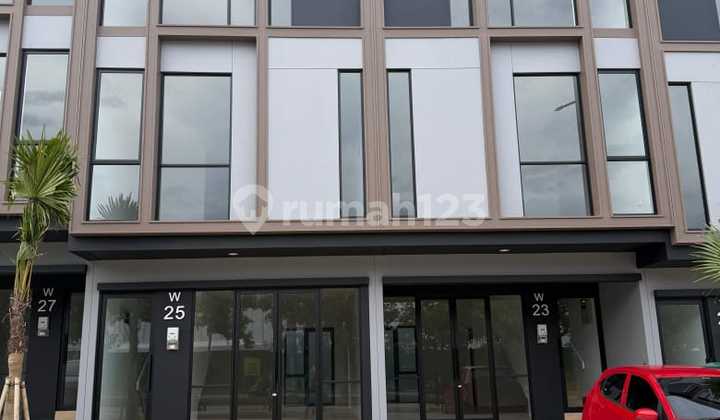 Harper Lippo Cikarang 3-Story Shop House for Rent 1