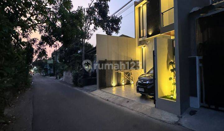 Rumah Cantik Siap Huni Fullfurnish Luas Strategis Sudah Shm 2