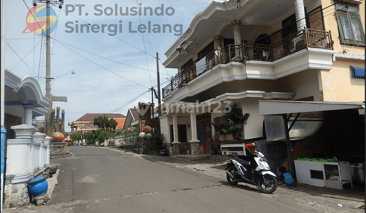 Dijual Murah Lelang Rumah 2 Lantai Pinggir Jalan Bumiaji Batu Malang SHM 2