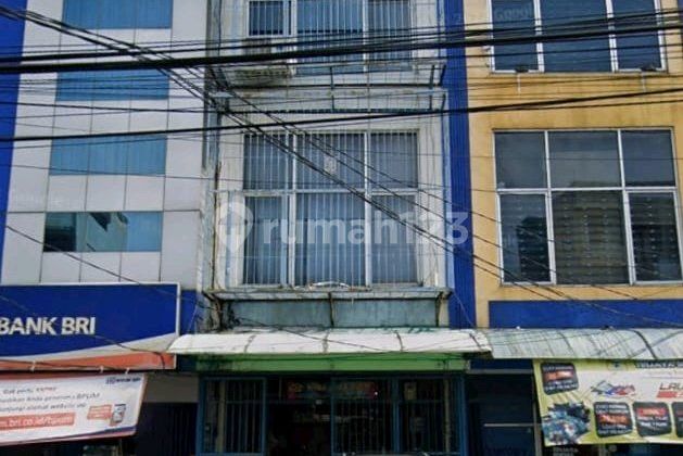 3.5-Story Shop House on Lautze Street 1