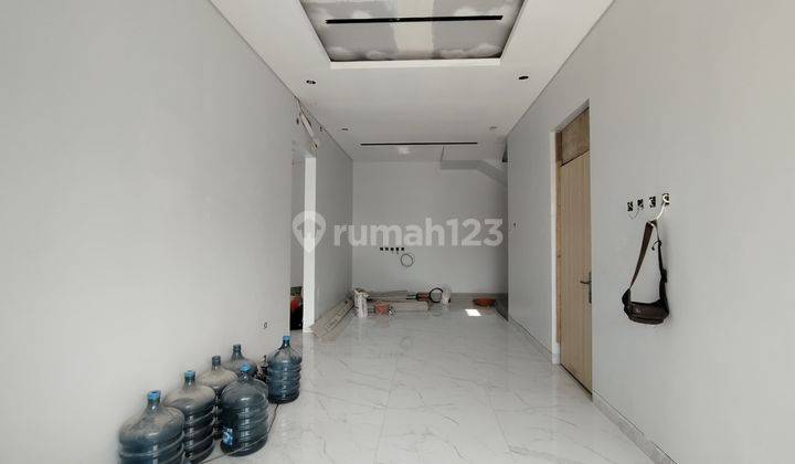 Rumah Baru Posisi Hook Shm Lokasi Strategis Di Sentul City, Bogor 2