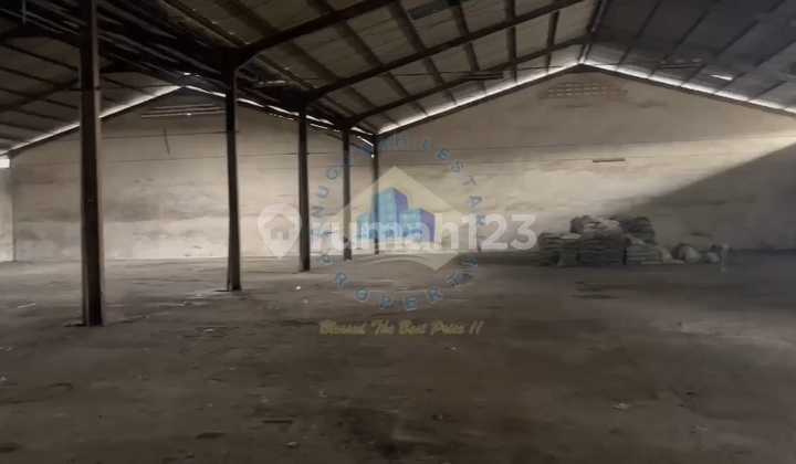 Warehouse for Rent in Karawaci, Tangerang City, Banten Warehouse for Rent in Karawaci, Tangerang City, Banten