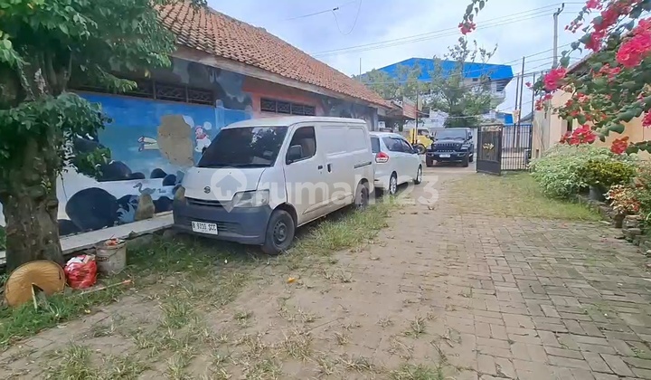 Strategic Land and Building for Sale Near Summarecon Serpong Strategic Land and Building for Sale Near Summarecon Serpong