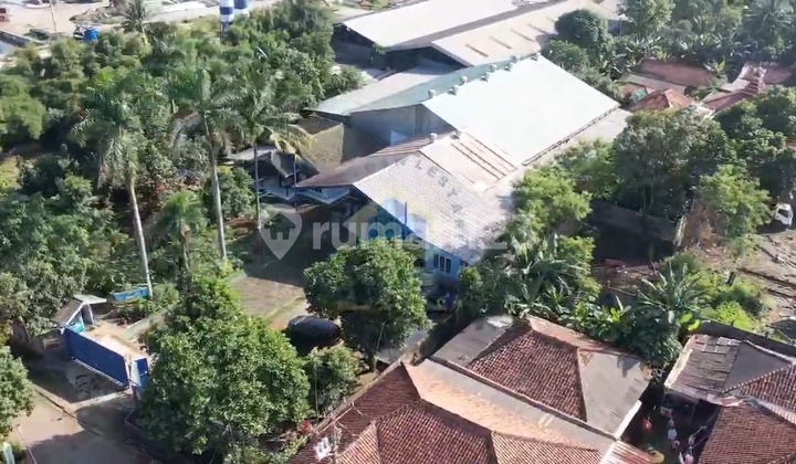 Ready-to-Use Shm Factory with Container Access in Kemuning Village. Ready-to-Use Shm Factory with Container Access in Kemuning Village.