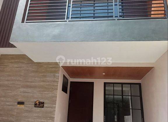 Rumah Baru Rungkut 2 Lantai Murah 1 M 1