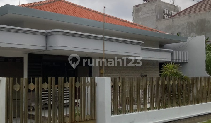 Rumah Manyar Tirtoasri SHM 14X20 Asri