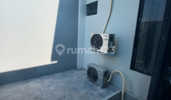 New Eastern Hill House for Rent Near Its Ac3 Good Canopy Ready to Occupy