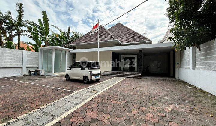 Rumah Bangunan Komersial Raya Darmo Eks Bank Shm Bagus 1