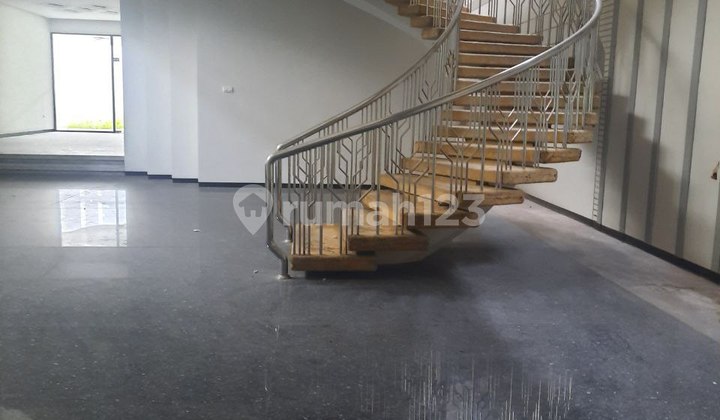 Embong Kenongo House Surabaya Central Commercial Clinic Office