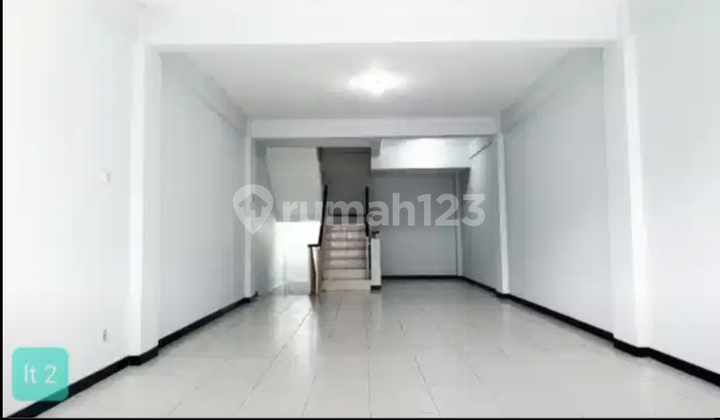 For Sale/Rent Merr Icon 21 Shop House, 4th Floor, Good Condition, SHM. 2