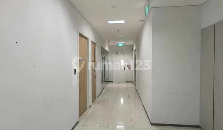 Commander Sudirman Central Surabaya Commercial Building Commander Sudirman Central Surabaya Commercial Building