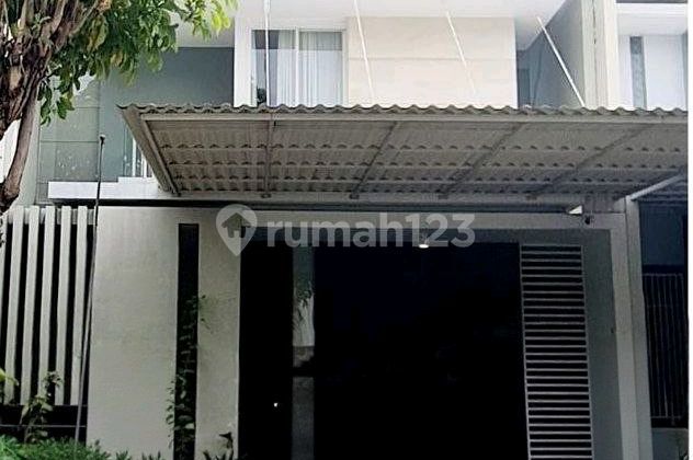 Rumah Bagus Royal Residence SHM 2 Lantai Timur