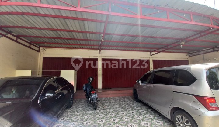 Ruko Pucang Lebar 15 Komersial Siap Pakai