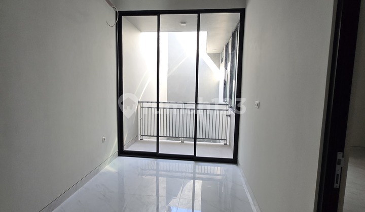 Rumah Kutisari New Gress Shm 2 Lantai Lebar 6 2