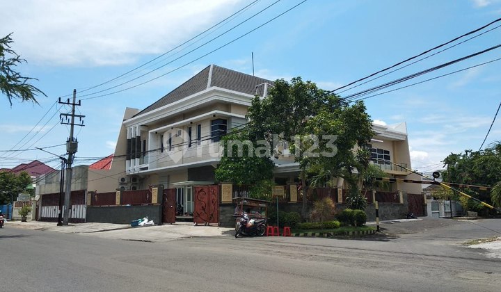 Rumah Kantor 3 Lantai Dharma Husada Surabaya Timur