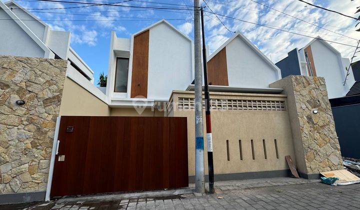 1,440 Billion 18 Year For Lease Luxurious Villa Full Furnished Ready Unit With One Gate System In Tukad Balian Street 1