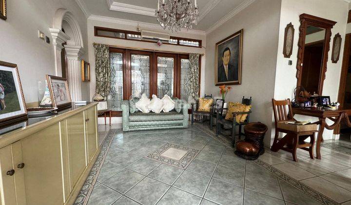 Rumah Bagus Semi Furnished di Kebayoran Baru, Jakarta Selatan 2