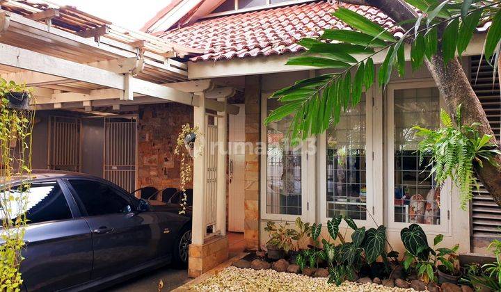 Rumah Bagus Semi Furnished SHM Lebak Bulus, Jakarta Selatan 1