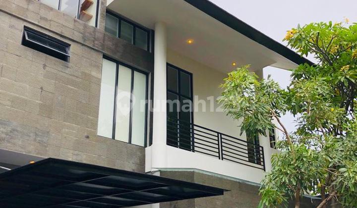 Dijual Rumah Modern 2 Lantai Town House, Bangka Kemang, Jakarta Selatan