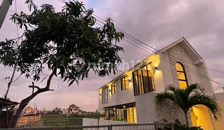 FOR SALE BRAND NEW VILLA FREEHOLD  IN CEMAGI, MENGWI, BALI 