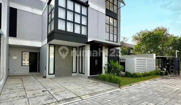 For Sale Rumah Baru Colonial Modern Bagus Semi Furnished SHM Ampera Kemang, Jakarta Selatan 2