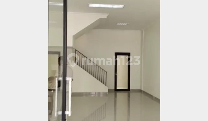 Ruko Aristoteles di Gading Serpong, Tangerang Ruko Aristoteles di Gading Serpong, Tangerang