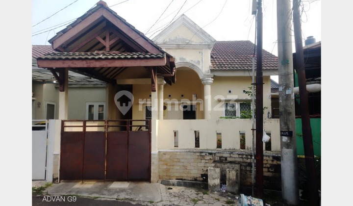 Nice House in Nusaloka Bsd Serpong, South Tangerang